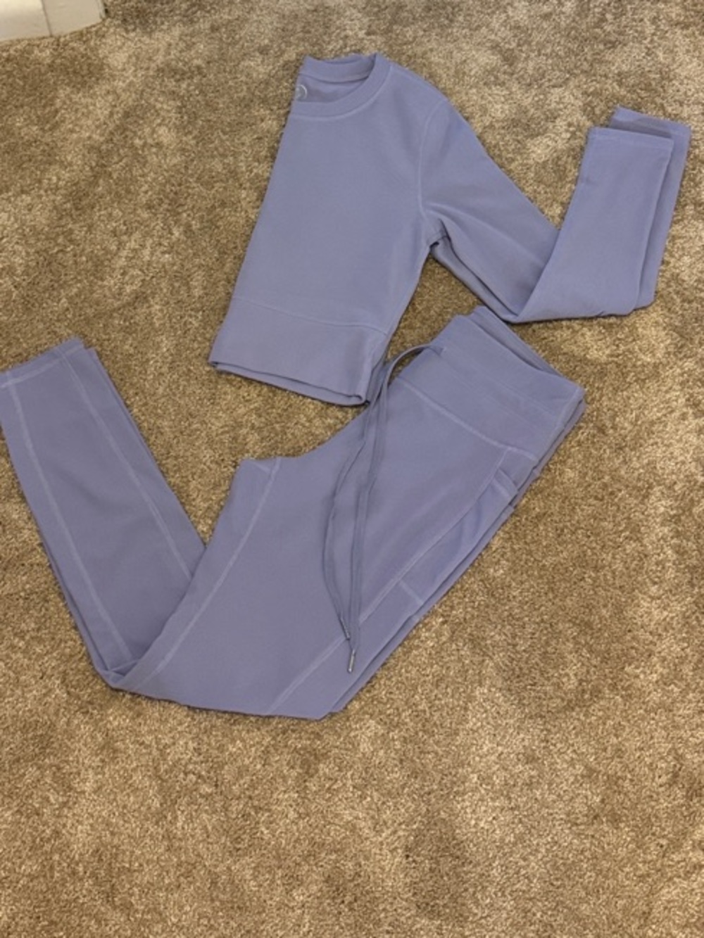 Women’s Cropped Active Top and Leggings Set